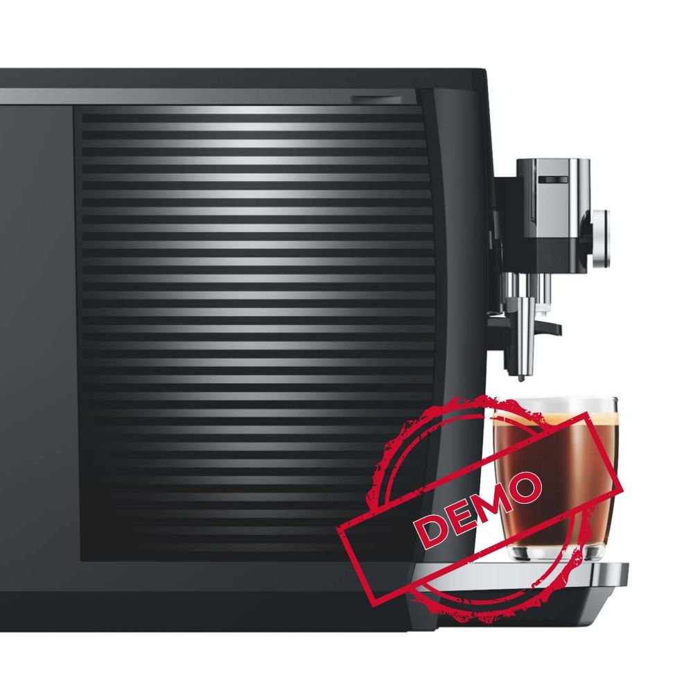 JURA S8 piano black demomodel 2024 [EB] | The Coffee Factory (TCF)